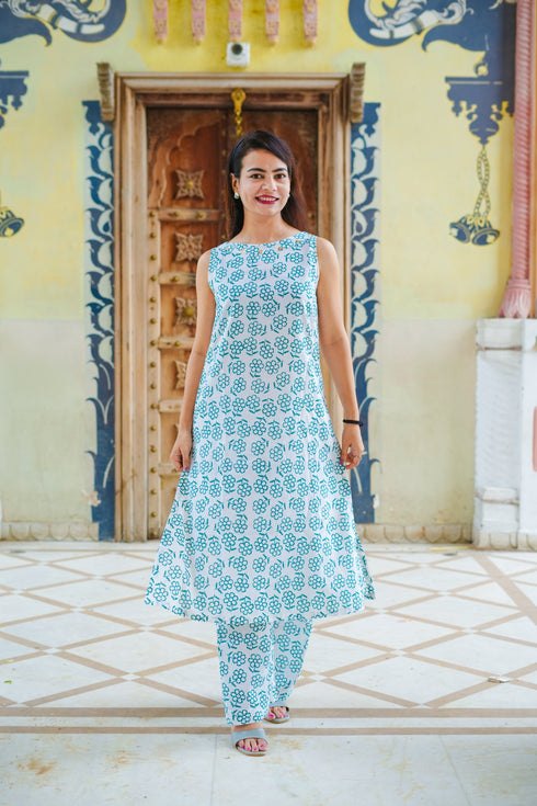 Chic Floral Printed A-Line Kurti with Straight Palazzo Set